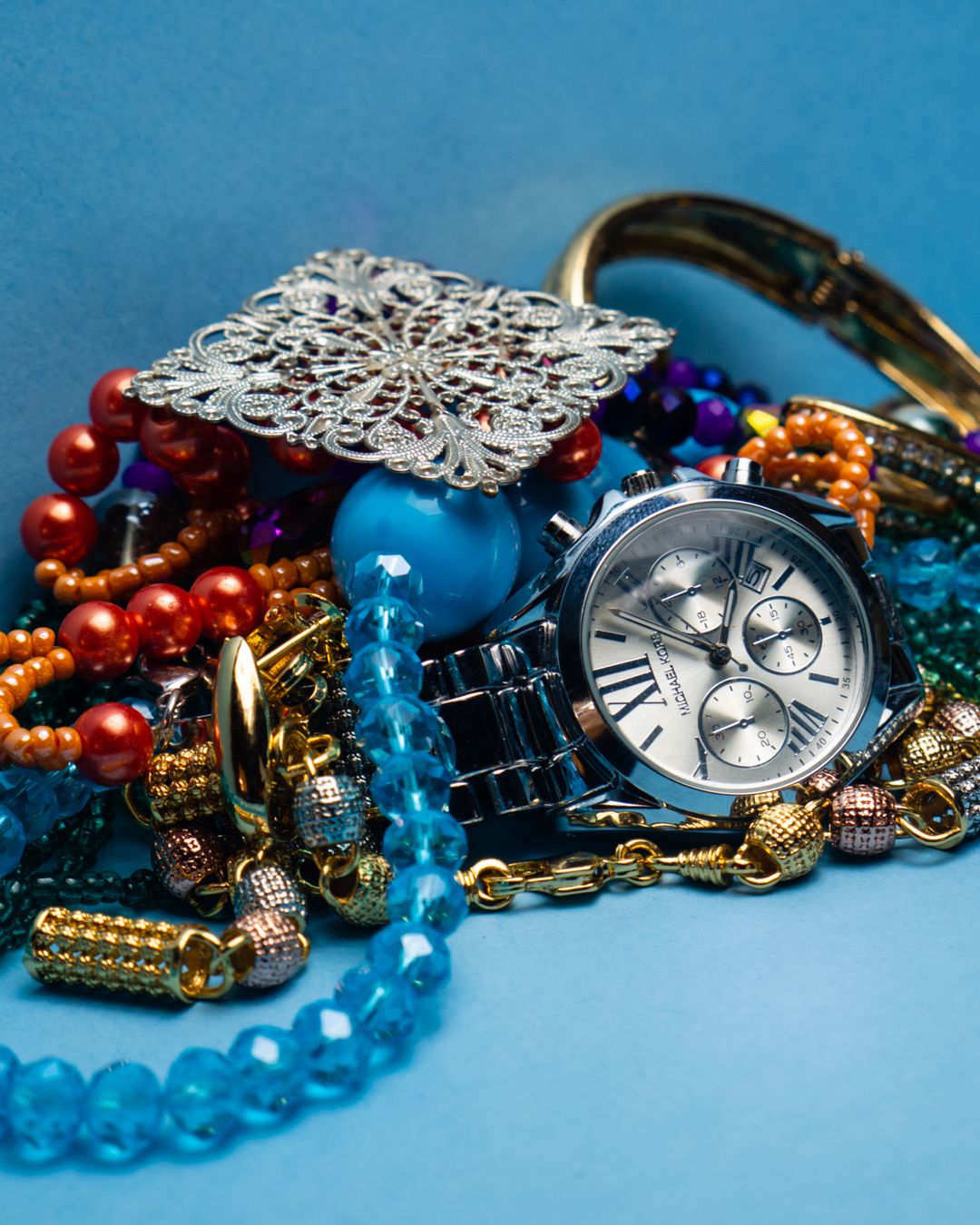 Beaded Bracelet and Accessories Set thumbnail 2