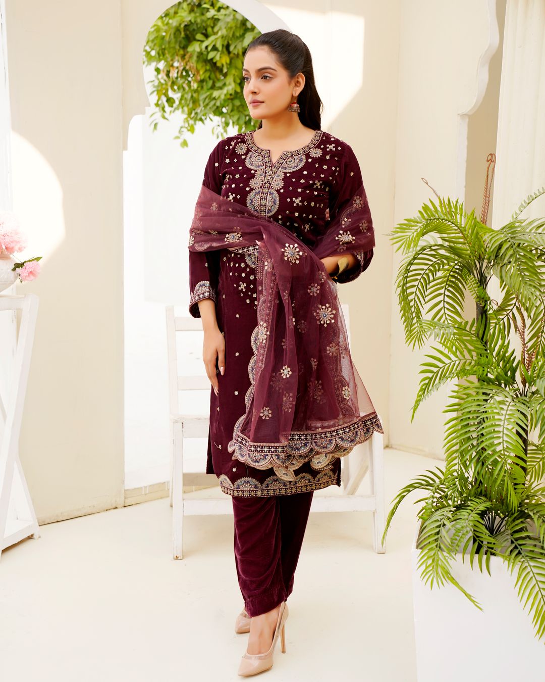 Embroidered Georgette Party Three Piece thumbnail 2