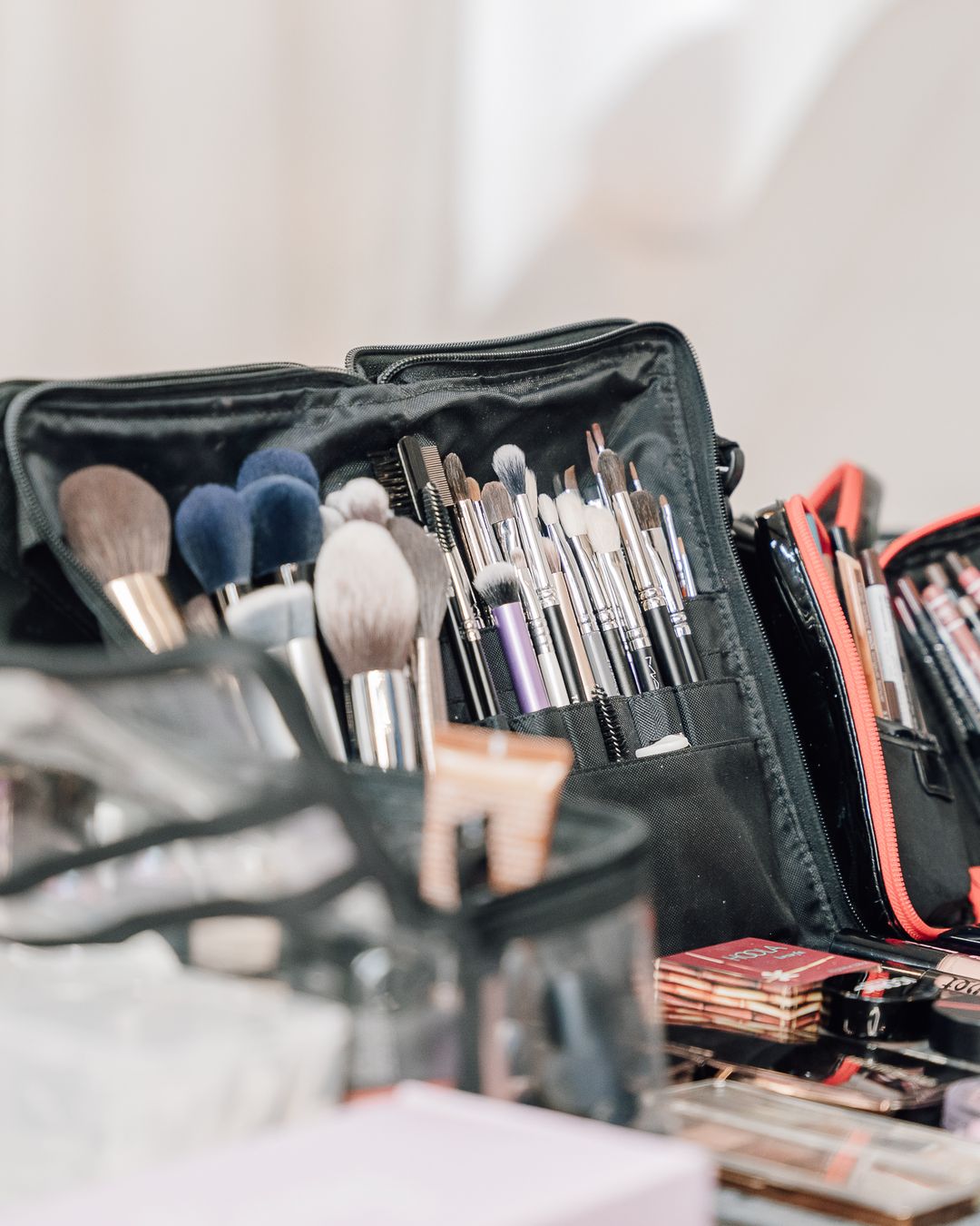 Professional Makeup Brush Set thumbnail 2